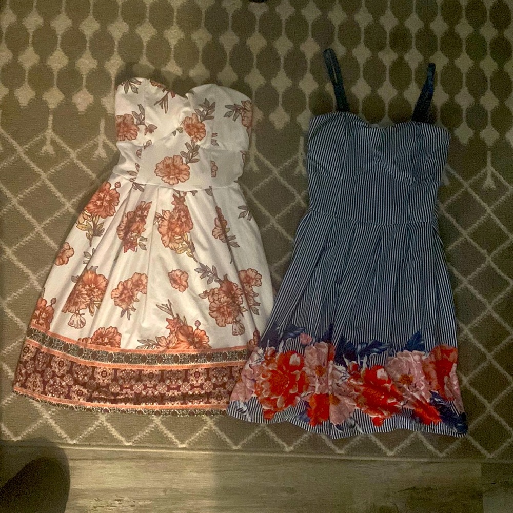 Lot of 2 small summer dresses